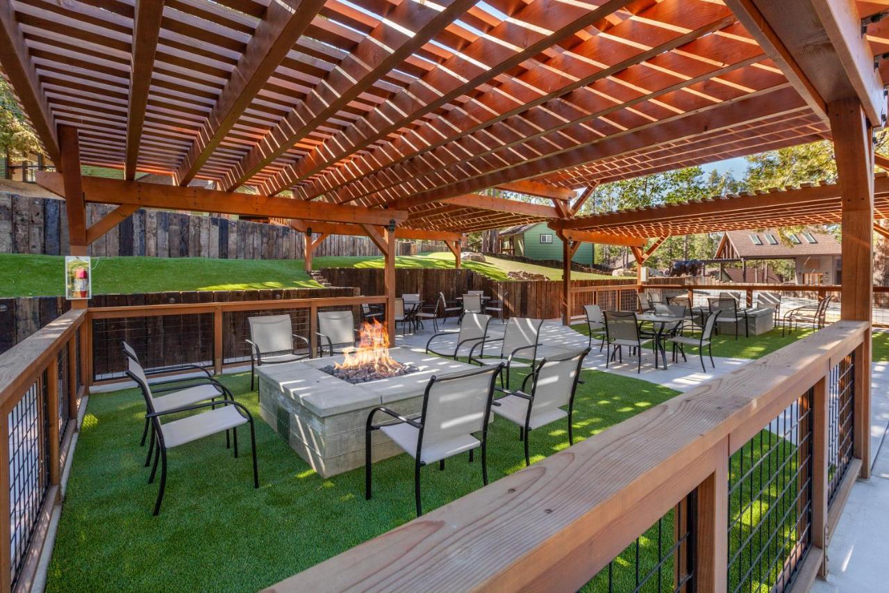 فندق Tahquitz Pines Retreat آيديلوايل المظهر الخارجي الصورة