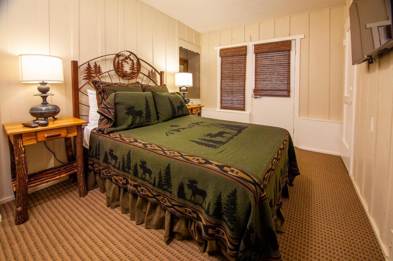 فندق Tahquitz Pines Retreat آيديلوايل المظهر الخارجي الصورة