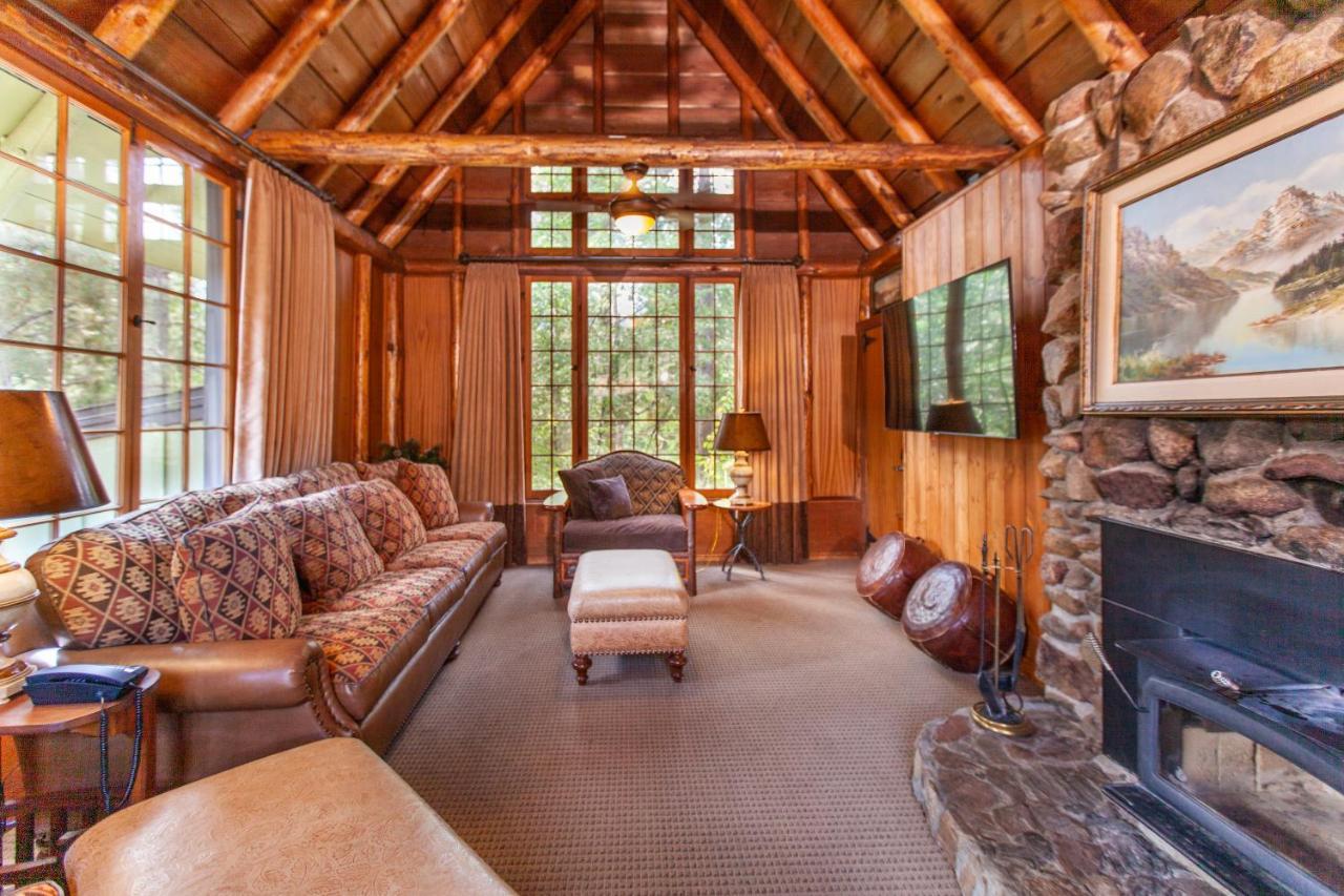فندق Tahquitz Pines Retreat آيديلوايل المظهر الخارجي الصورة