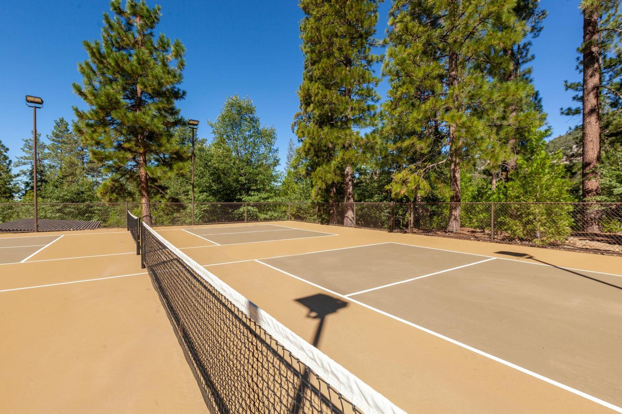 فندق Tahquitz Pines Retreat آيديلوايل المظهر الخارجي الصورة