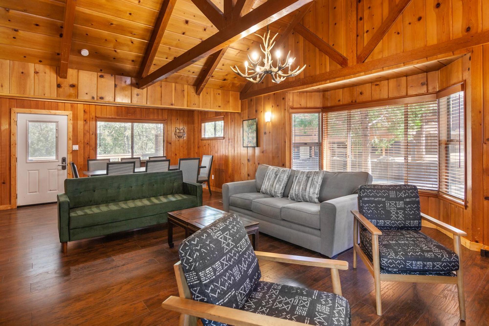فندق Tahquitz Pines Retreat آيديلوايل المظهر الخارجي الصورة