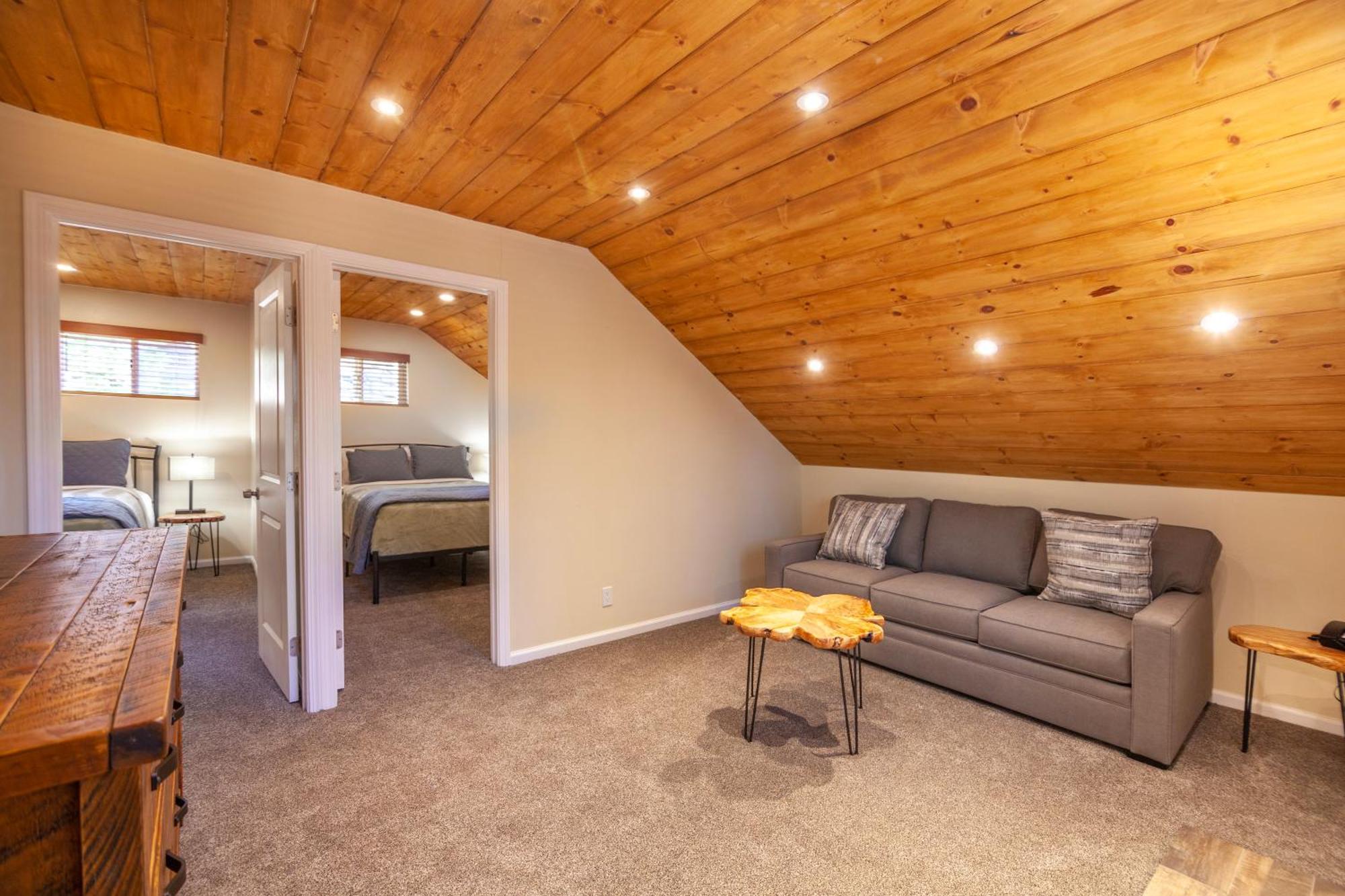 فندق Tahquitz Pines Retreat آيديلوايل المظهر الخارجي الصورة