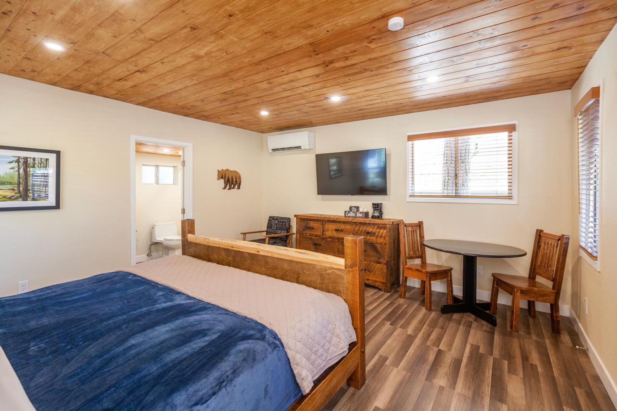 فندق Tahquitz Pines Retreat آيديلوايل المظهر الخارجي الصورة